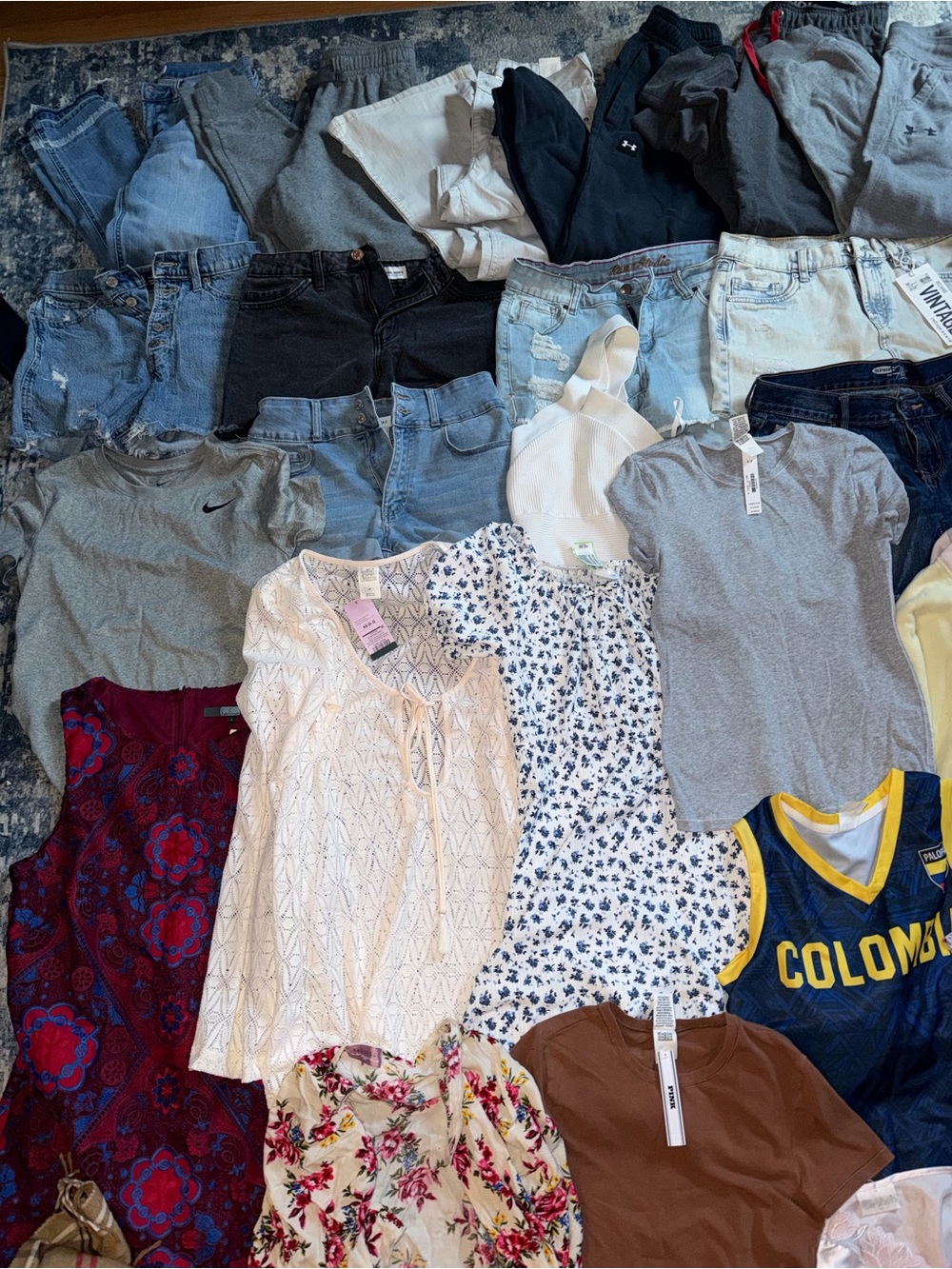 Women’s XS/small clothing bundle lot